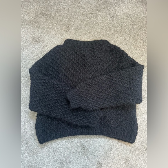 NWT Ozma Bell Hand Knit Cardigan in Alpaca Blend in Black size M/L - Picture 9 of 13